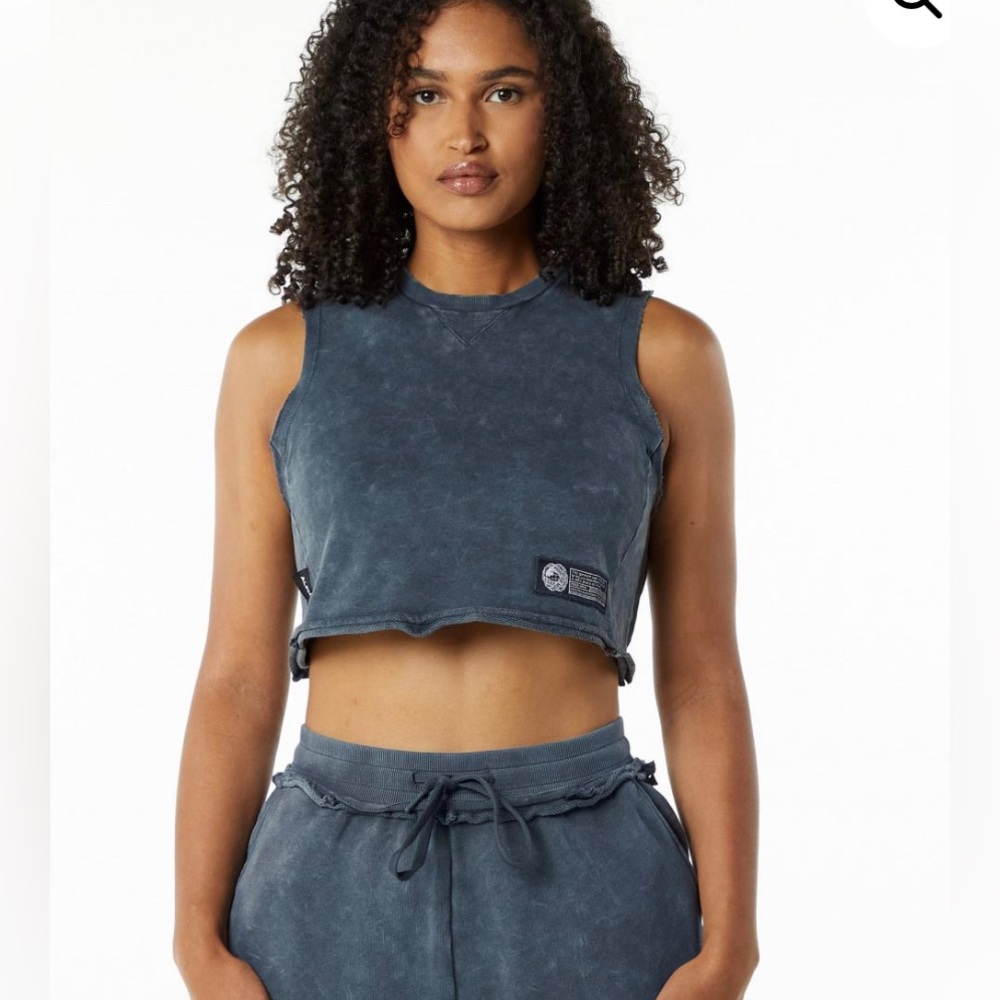 NWT ALPHALETE Very Terry Crop Top Cutoff WORK OUT GYM ALTHLEISURE celestial blue